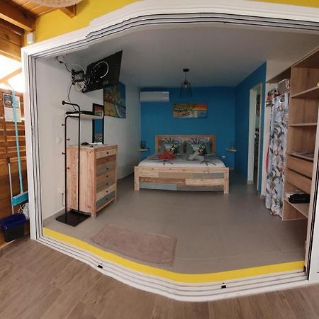 "Chez Claudia "Charmant Logement Avec Jacuzzi Privatif En Toute Intimite Sur Belle Terrasse Exterieure En Bois Et Piscine Courcelles Exterior foto