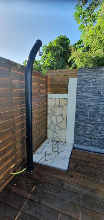 "Chez Claudia "Charmant Logement Avec Jacuzzi Privatif En Toute Intimite Sur Belle Terrasse Exterieure En Bois Et Piscine Courcelles Exterior foto