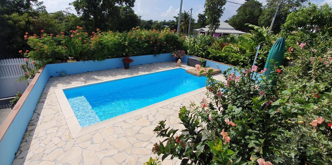 "Chez Claudia "Charmant Logement Avec Jacuzzi Privatif En Toute Intimite Sur Belle Terrasse Exterieure En Bois Et Piscine Courcelles Exterior foto