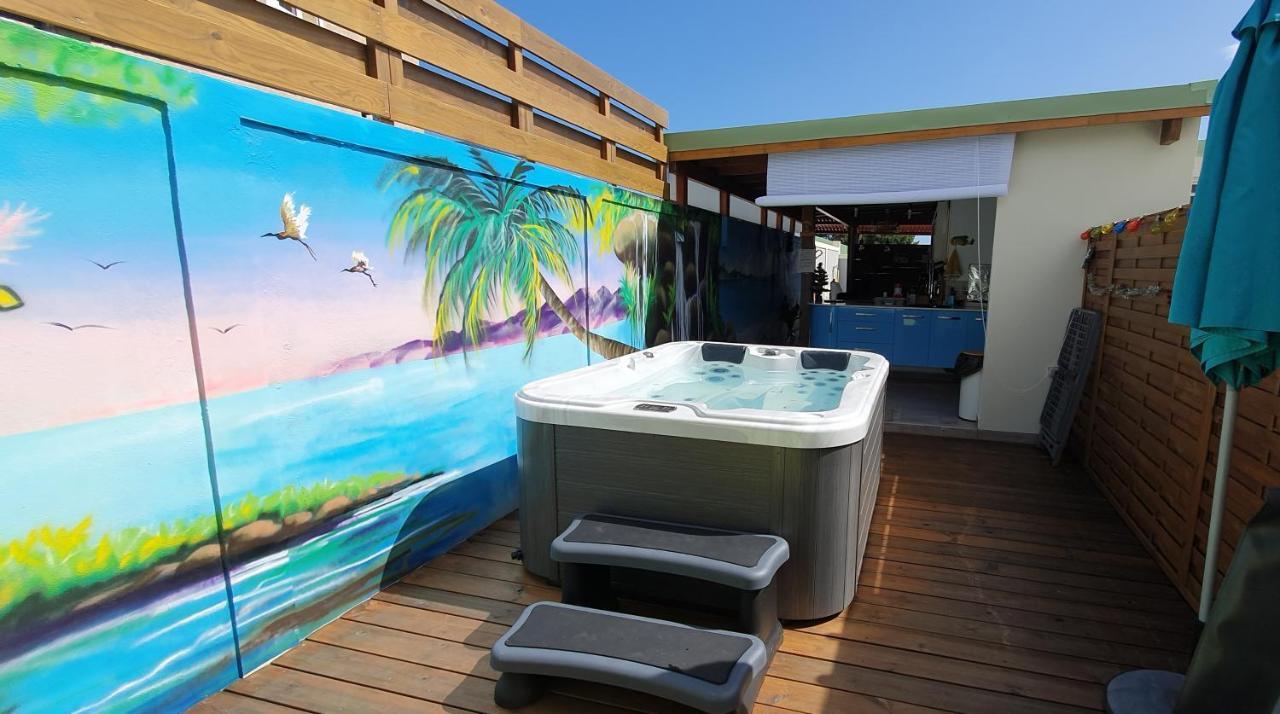 "Chez Claudia "Charmant Logement Avec Jacuzzi Privatif En Toute Intimite Sur Belle Terrasse Exterieure En Bois Et Piscine Courcelles Exterior foto