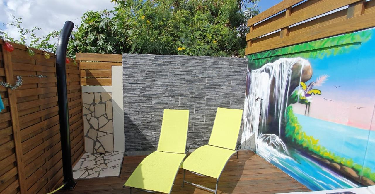 "Chez Claudia "Charmant Logement Avec Jacuzzi Privatif En Toute Intimite Sur Belle Terrasse Exterieure En Bois Et Piscine Courcelles Exterior foto