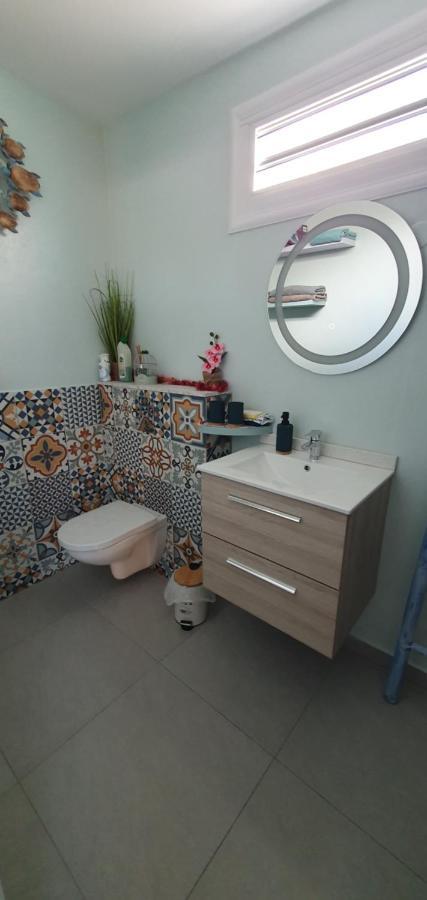 "Chez Claudia "Charmant Logement Avec Jacuzzi Privatif En Toute Intimite Sur Belle Terrasse Exterieure En Bois Et Piscine Courcelles Exterior foto