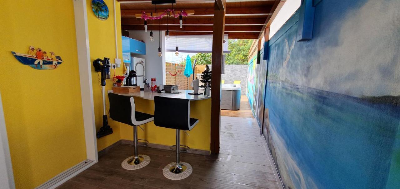 "Chez Claudia "Charmant Logement Avec Jacuzzi Privatif En Toute Intimite Sur Belle Terrasse Exterieure En Bois Et Piscine Courcelles Exterior foto