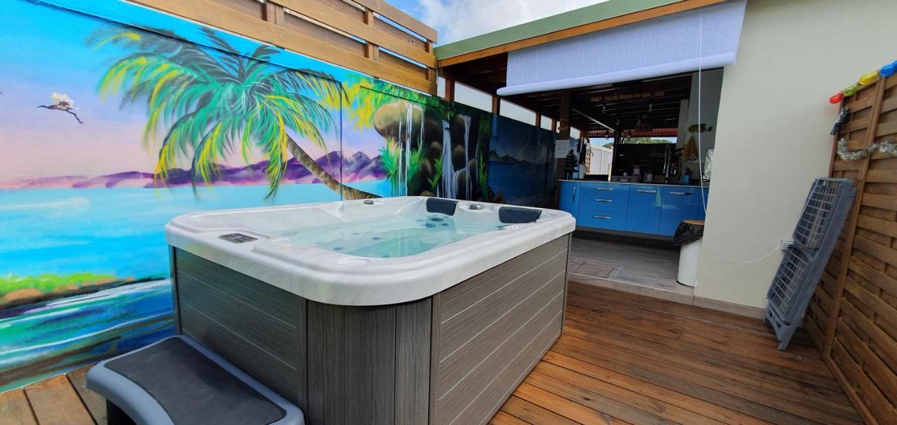 "Chez Claudia "Charmant Logement Avec Jacuzzi Privatif En Toute Intimite Sur Belle Terrasse Exterieure En Bois Et Piscine Courcelles Exterior foto